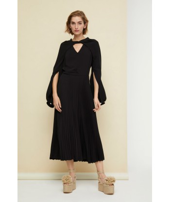 Twisted neckline pleated midi dress l'évolution des habitudes 