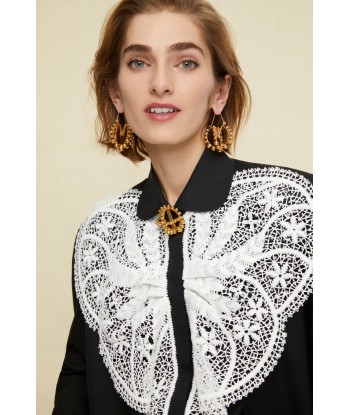 Lace bib shirt à prix réduit toute l'année